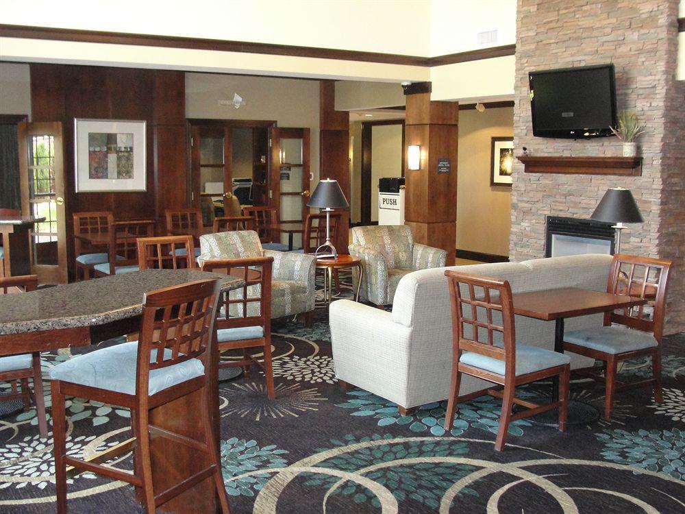 Staybridge Suites Lansing-Okemos By Ihg Bagian luar foto